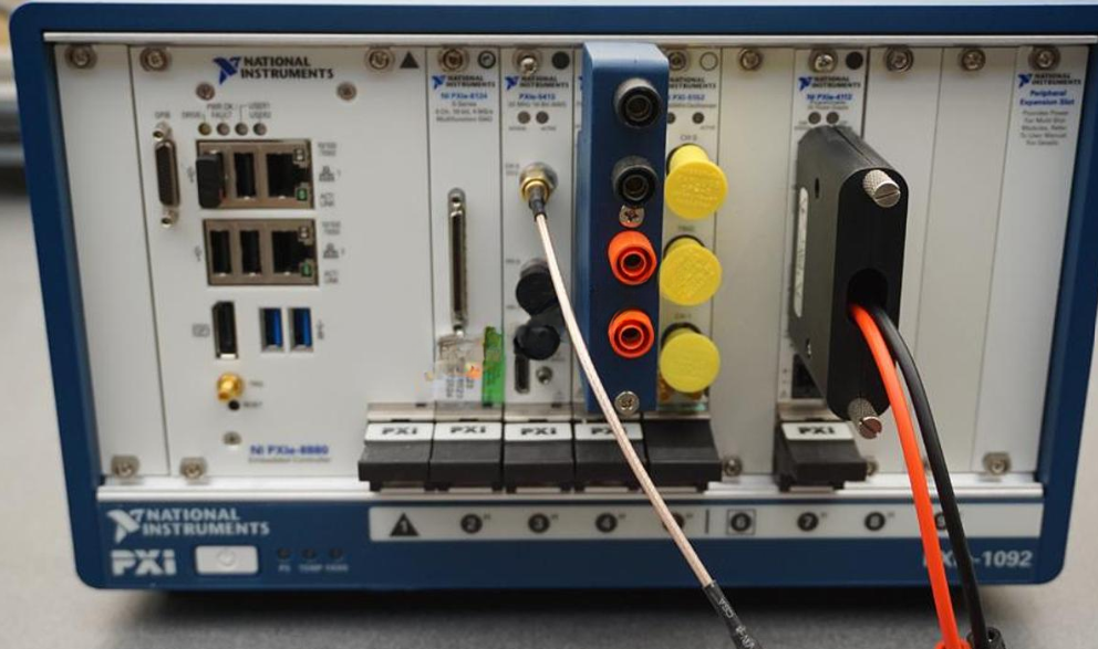 Used National Instruments NI PXIe-1092 10-Slot (7 Hybrid Slots), 1 PXI Express Timing slot, 1 peipheral Expansion Slot