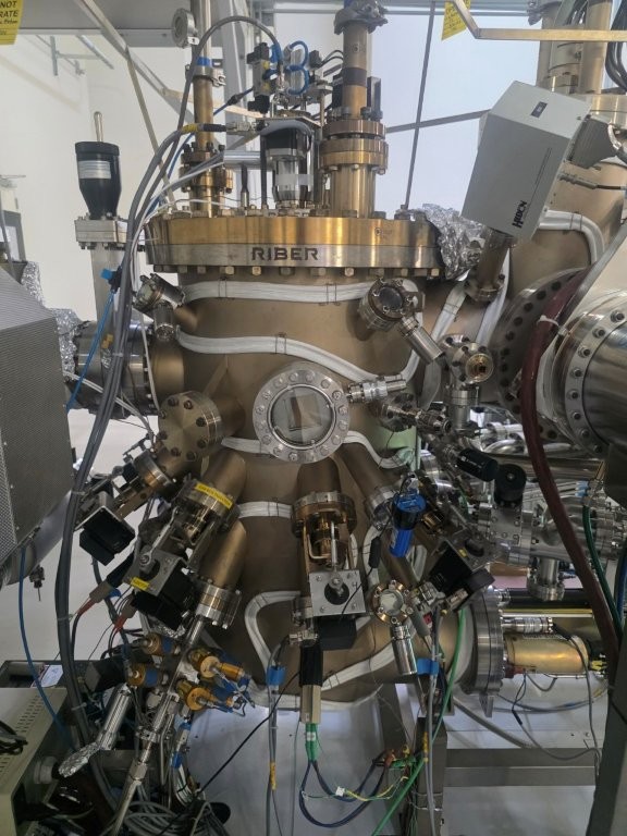 Used MBE Epitaxy System