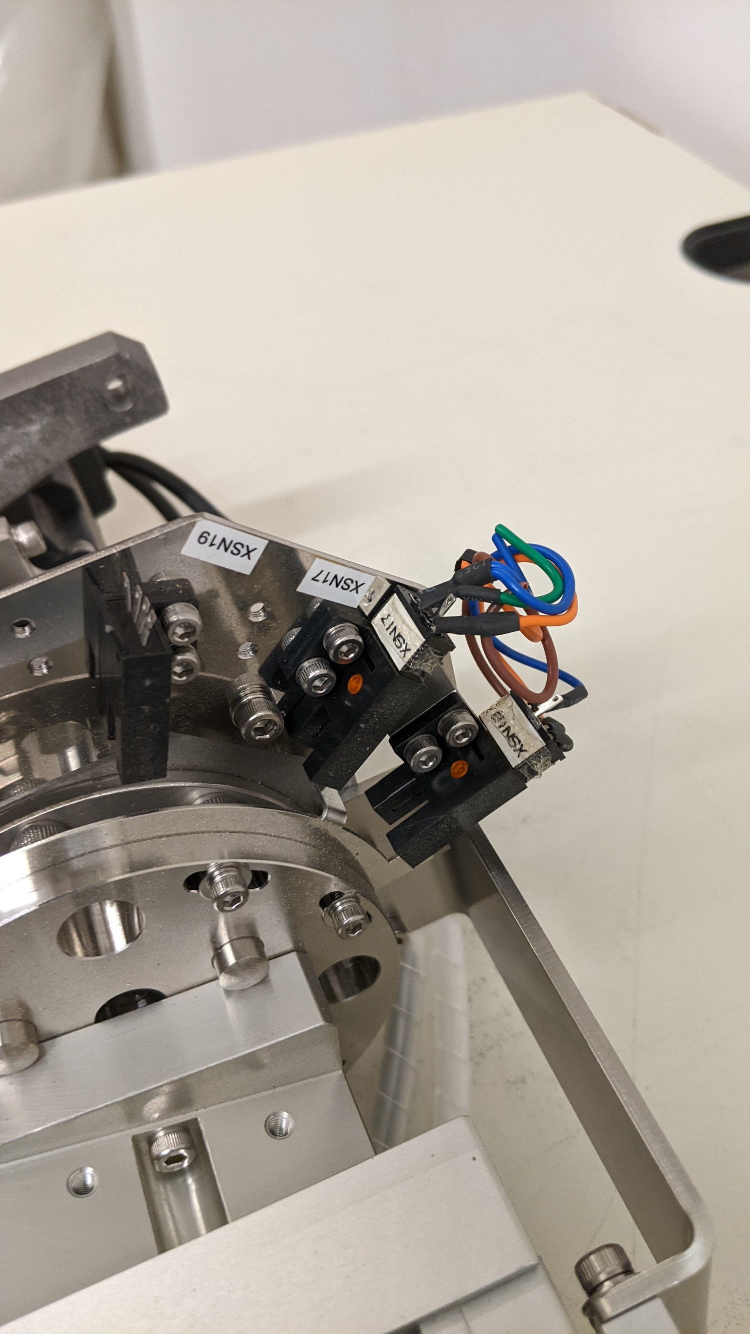 Used SMC & Oriental Motor Co., Ltd. MGP Compact Guide Cylinder / VEXTA 5 Phase Stepping Motor