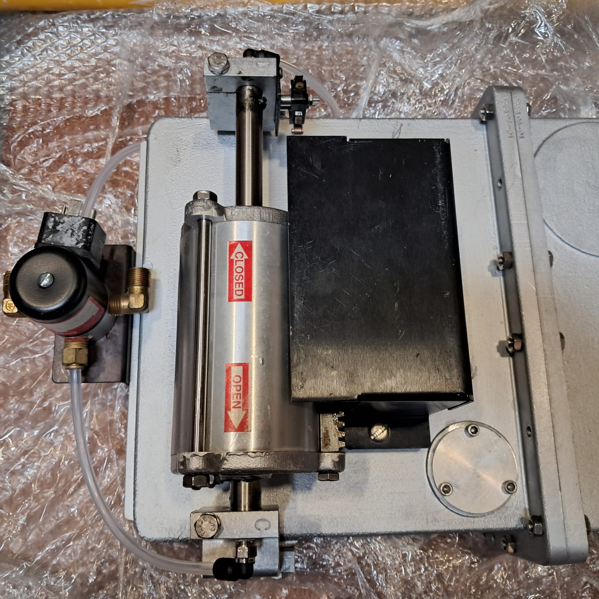 Used Eaton Nova 6200AV Gate Valve LP6ASAN110BPPR6R7