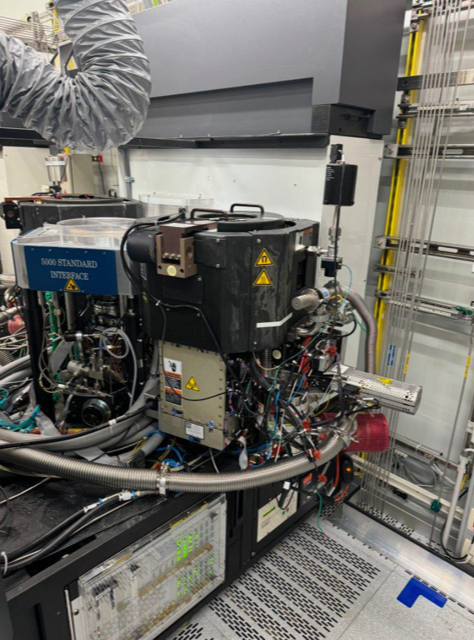 Used 1995 AMAT P 5000 Etcher 2 MxP + Chambers