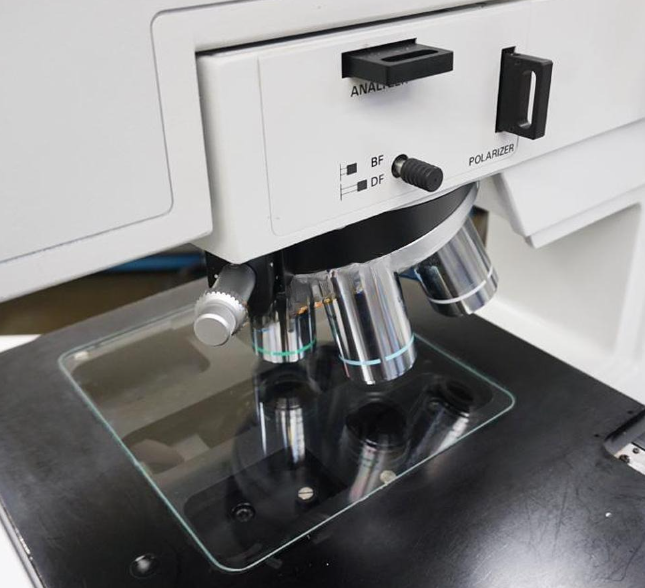 Used NIKON Eclipse L200 inspection microscope with reflected light for wafer inspection