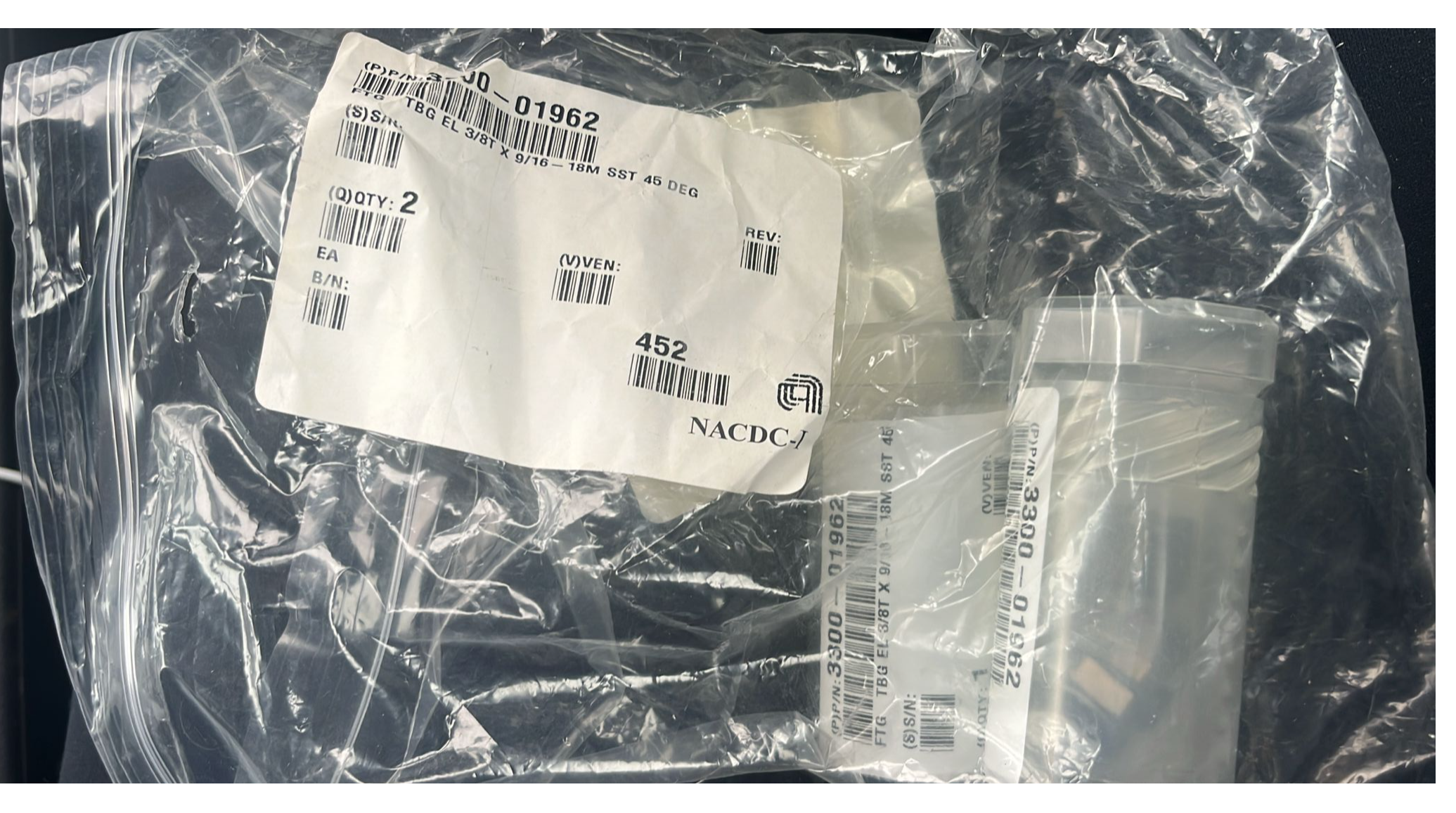 Used Applied Materials AMAT 3300-01962 FTG TBG 3/8TX9/16,CGFT