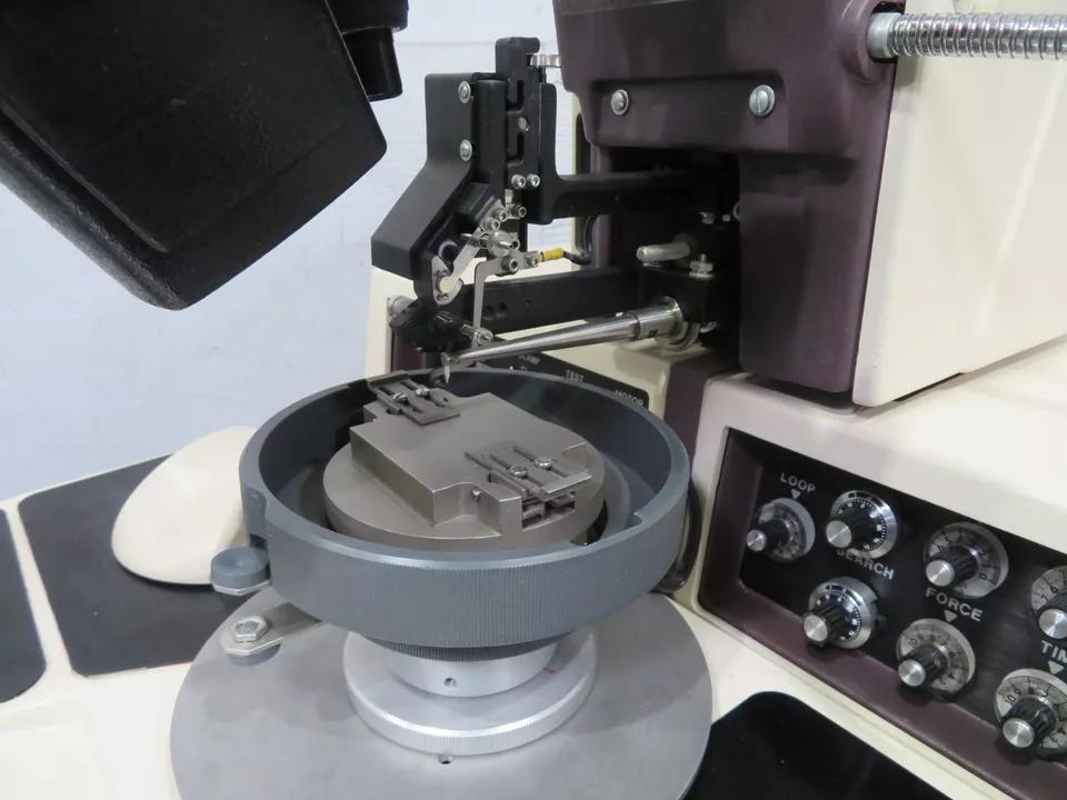 Refurbished K&S 4124 Manual Gold Ball Wire Bonder w/ Heated Workholder (refurbished)