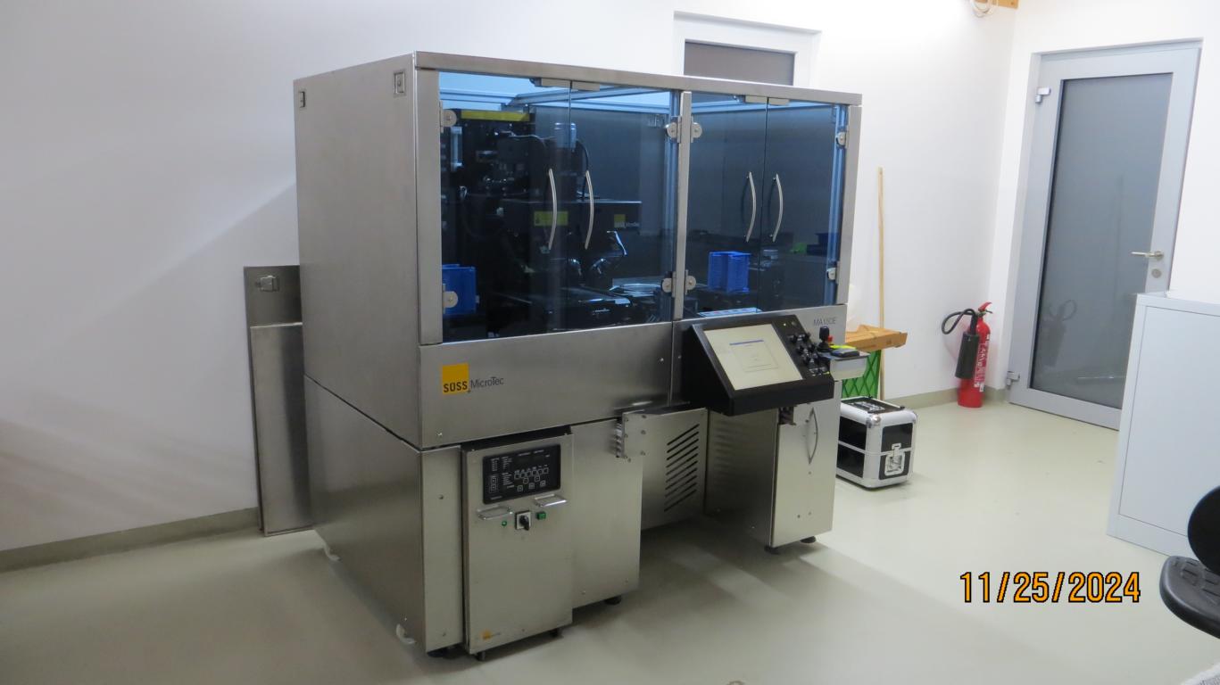 Used 2010 Karl Suss MA 100e/150e