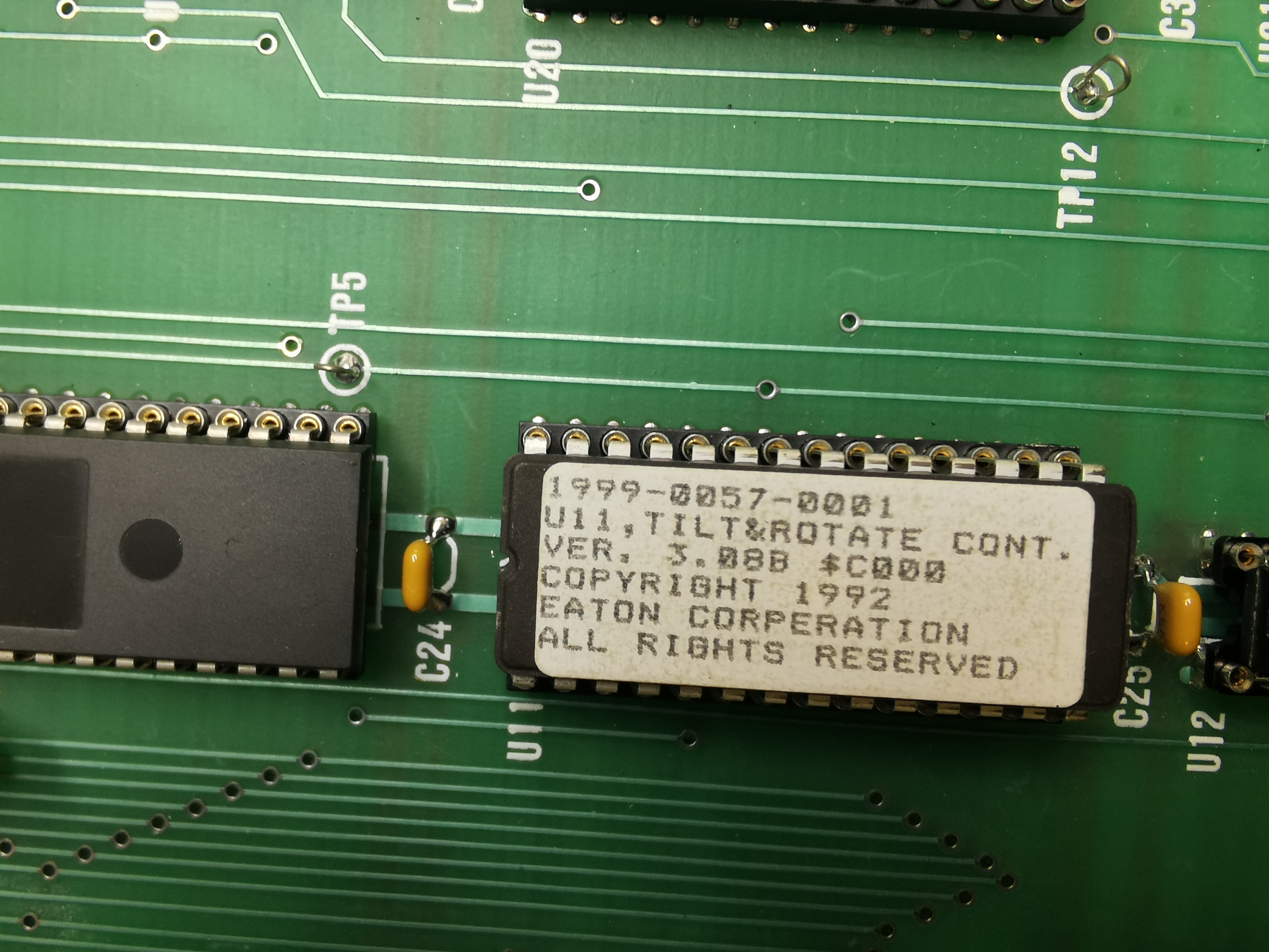 Used Eaton Nova 6200AV Tilt & Rotate Controller