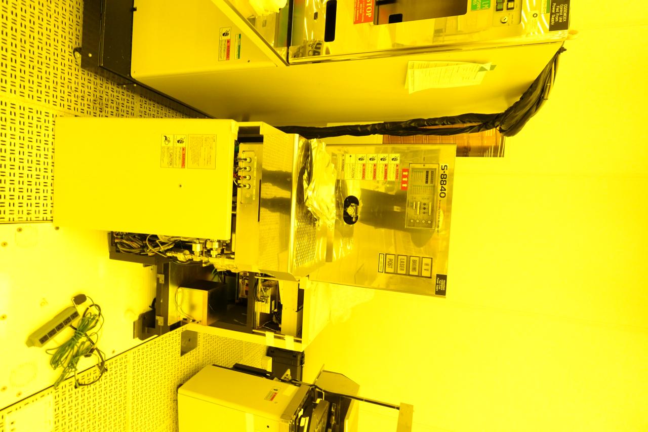 Used 2002 Hitachi S-8840 CD SEM