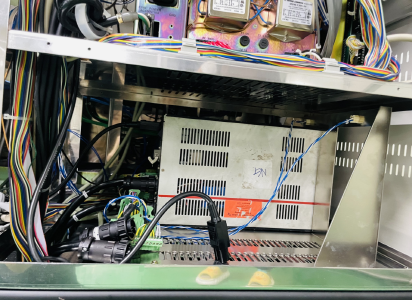 Used 2006 Hitachi S-9260 CD-SEM