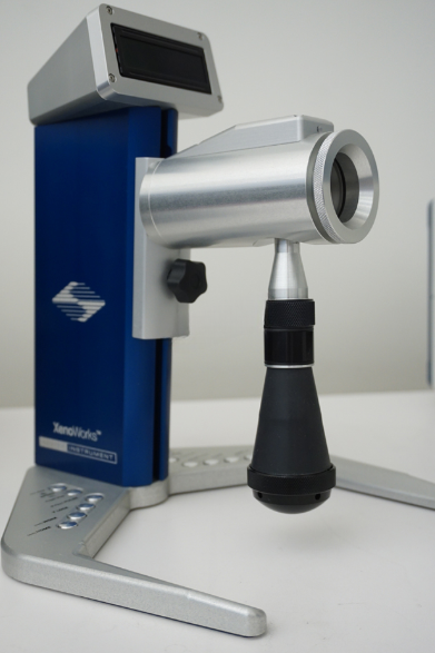 Used Sutter Instrument XenoWorks XWM-100 includes Left and Right 3-axis MP285 motorized micromanipulators with 1 XW-JOY Joystick controller