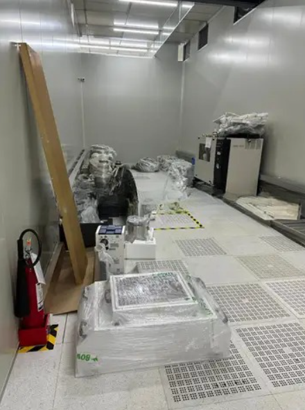 Refurbished 1999 Axcelis (Eaton) NV GSD-HE Ion Implanter