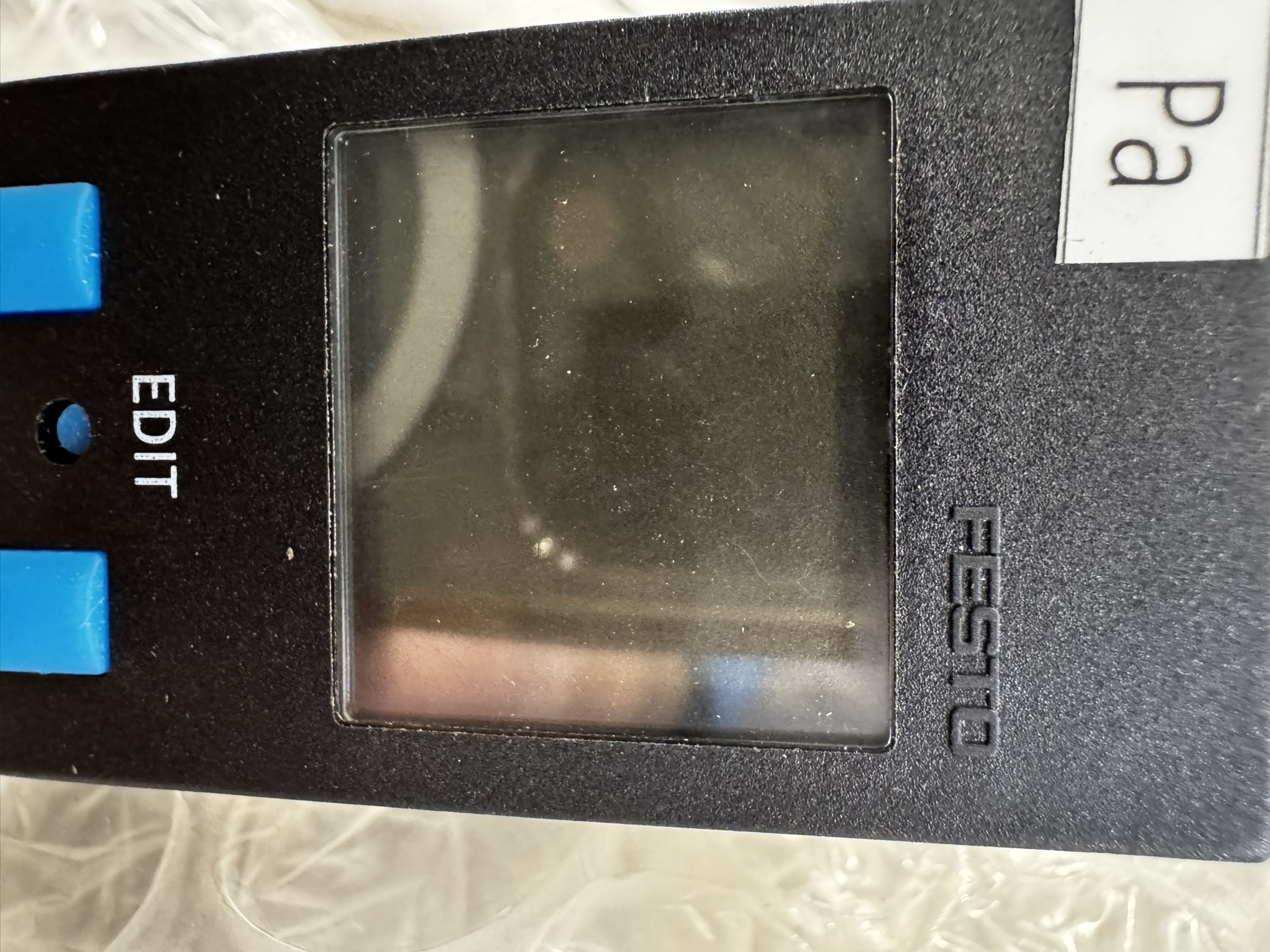 Used Festo SDE1-V1-G2-H18-C-P1-M8 Digital Pressure Sensor 0-1 Bar 14.5 PSI P/N 192034