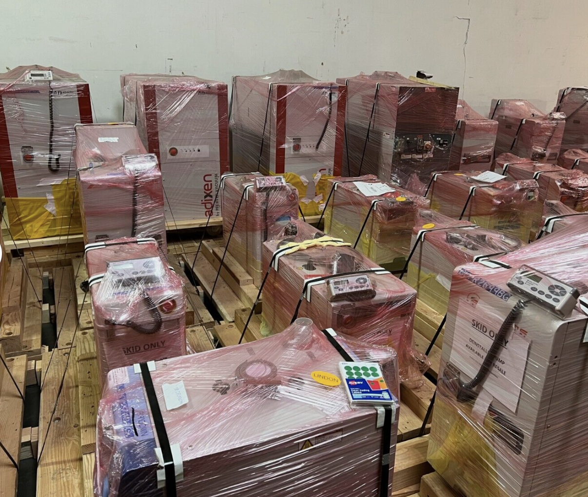 Used 2014 EDWARDS IH600 MK5 200 A590-20-945 Vacuum Dry Pump, 148110