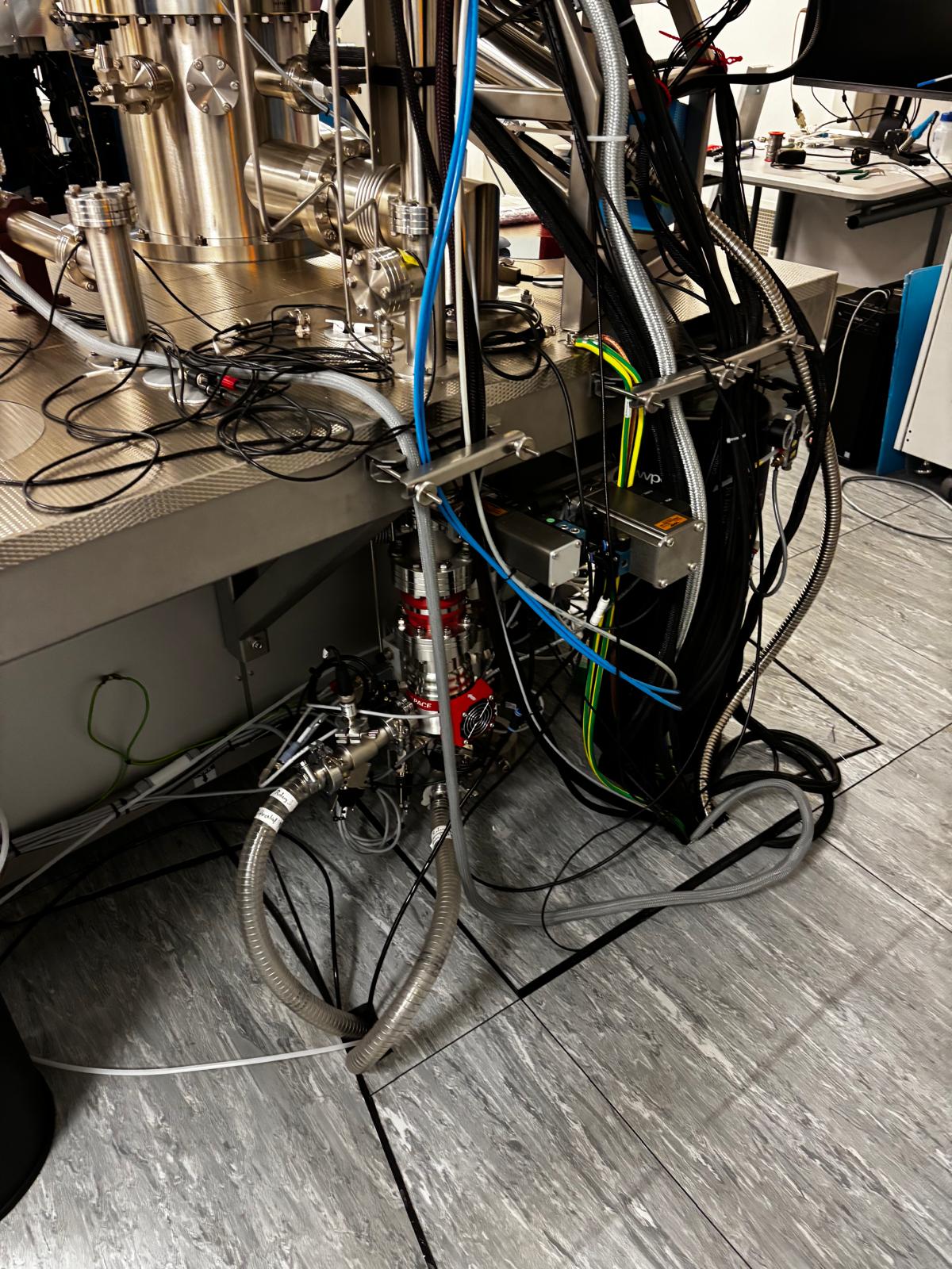 Used 2012 Omicron nanotechnology UHV System Multiscan Lab