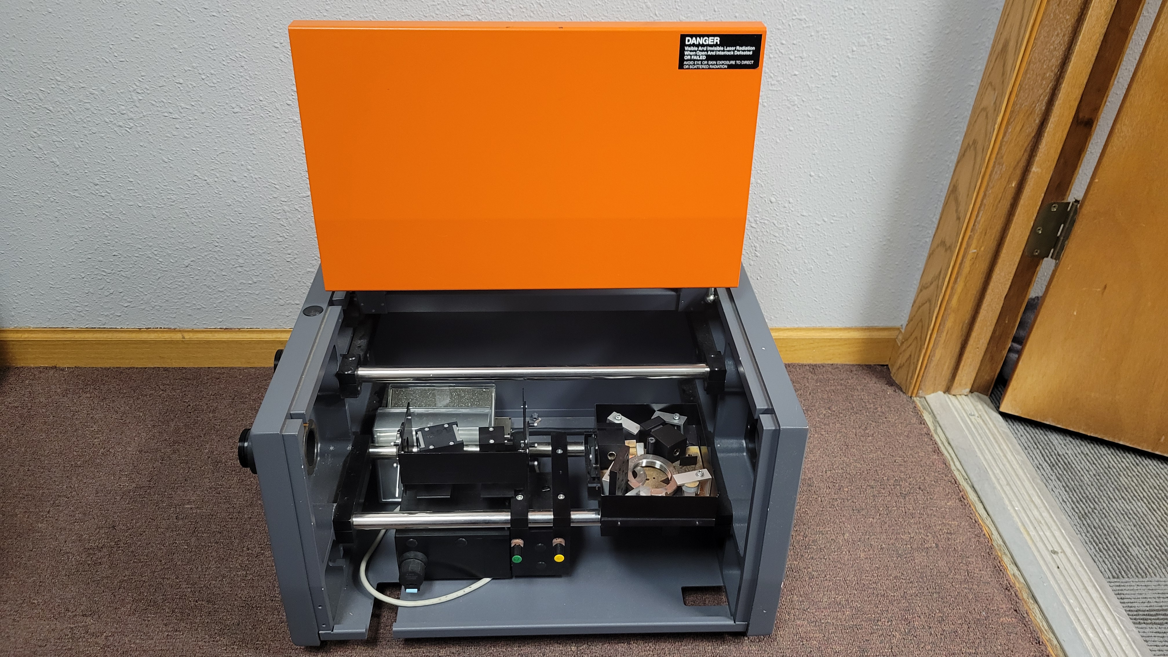 Used 1993 Lambda Physik Scanmate 2 Tunable Dye Laser System