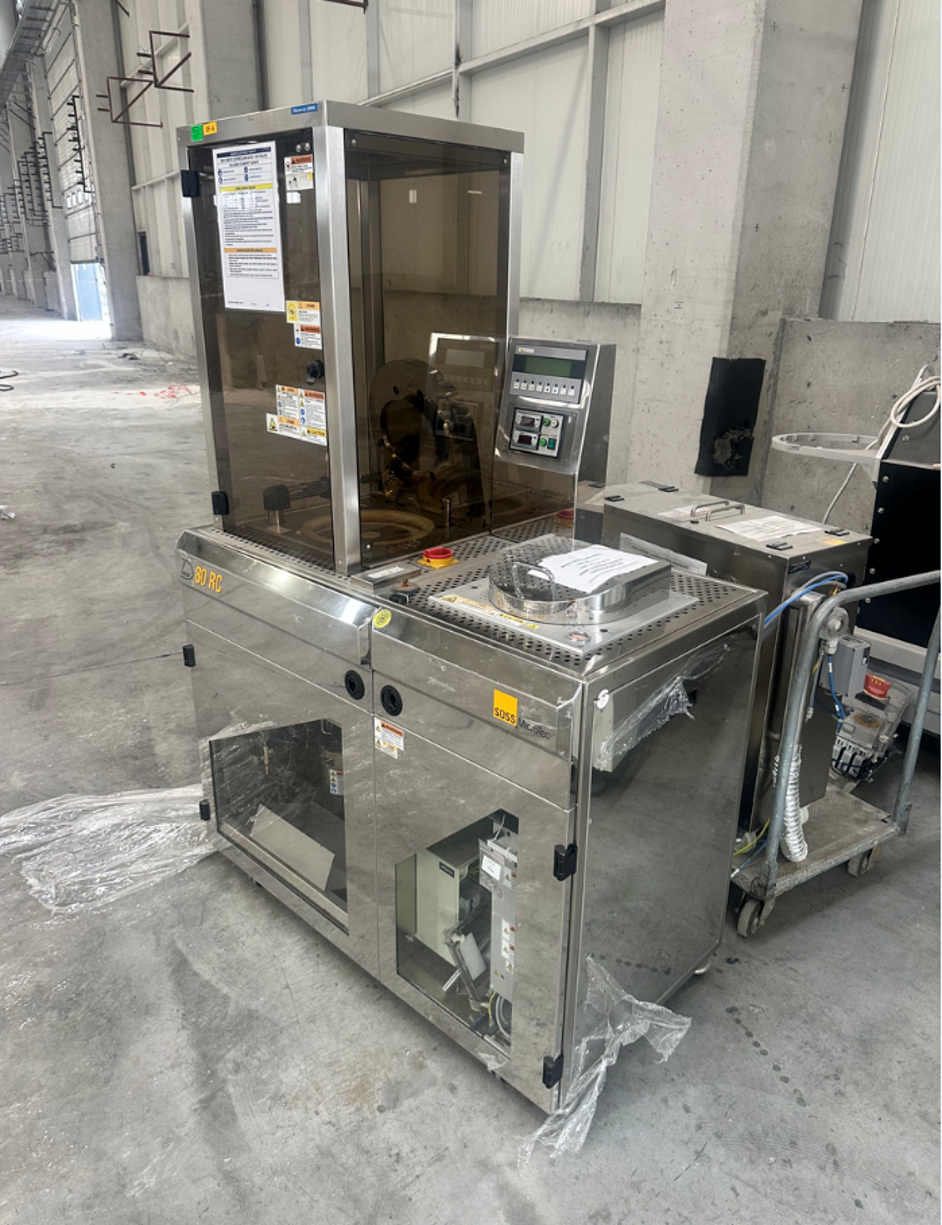 Used 2009 Suss Microtec Delta 80 RC Coater & Hotplate Track System