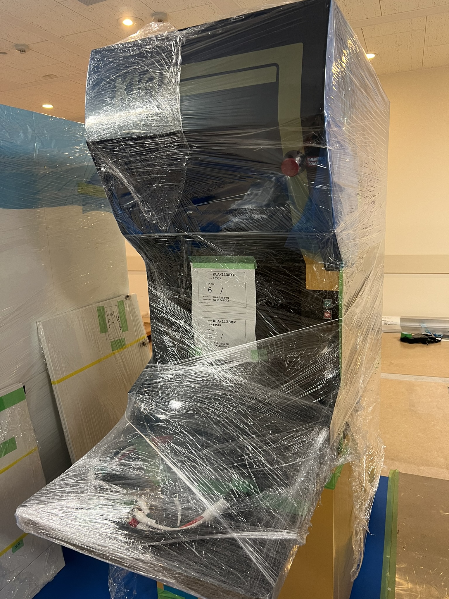 Used KLA 2138 XP Dual open cassette for 200mm