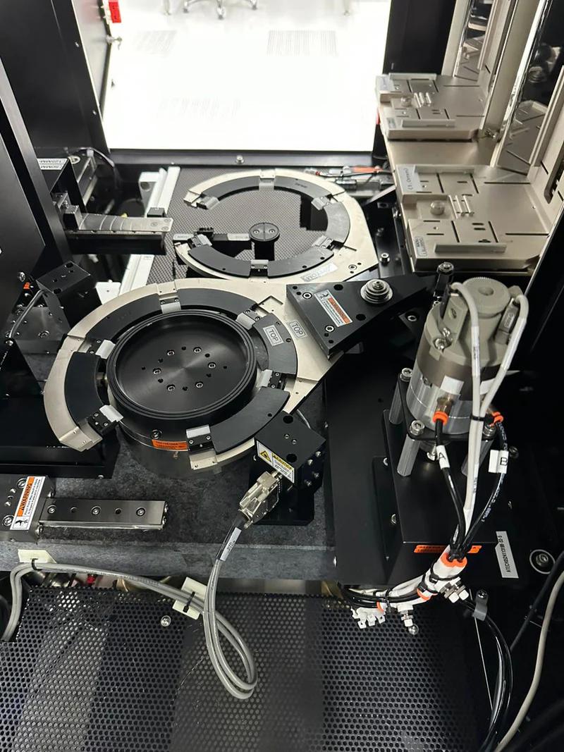 Used 2011 KLA  Candela CS 20 Surface Inspection System 6"