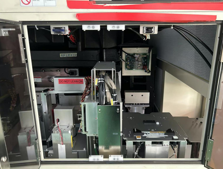 Used 1999 NIKON 1208608