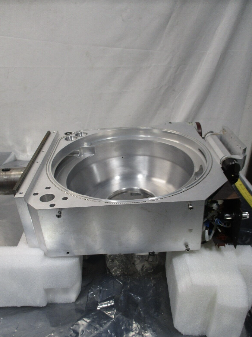 Used AMAT 0040-39883 CVD CHAMBER, WXZ, DUAL FEED THROUGHS, AMAT 0020-42155, 112749