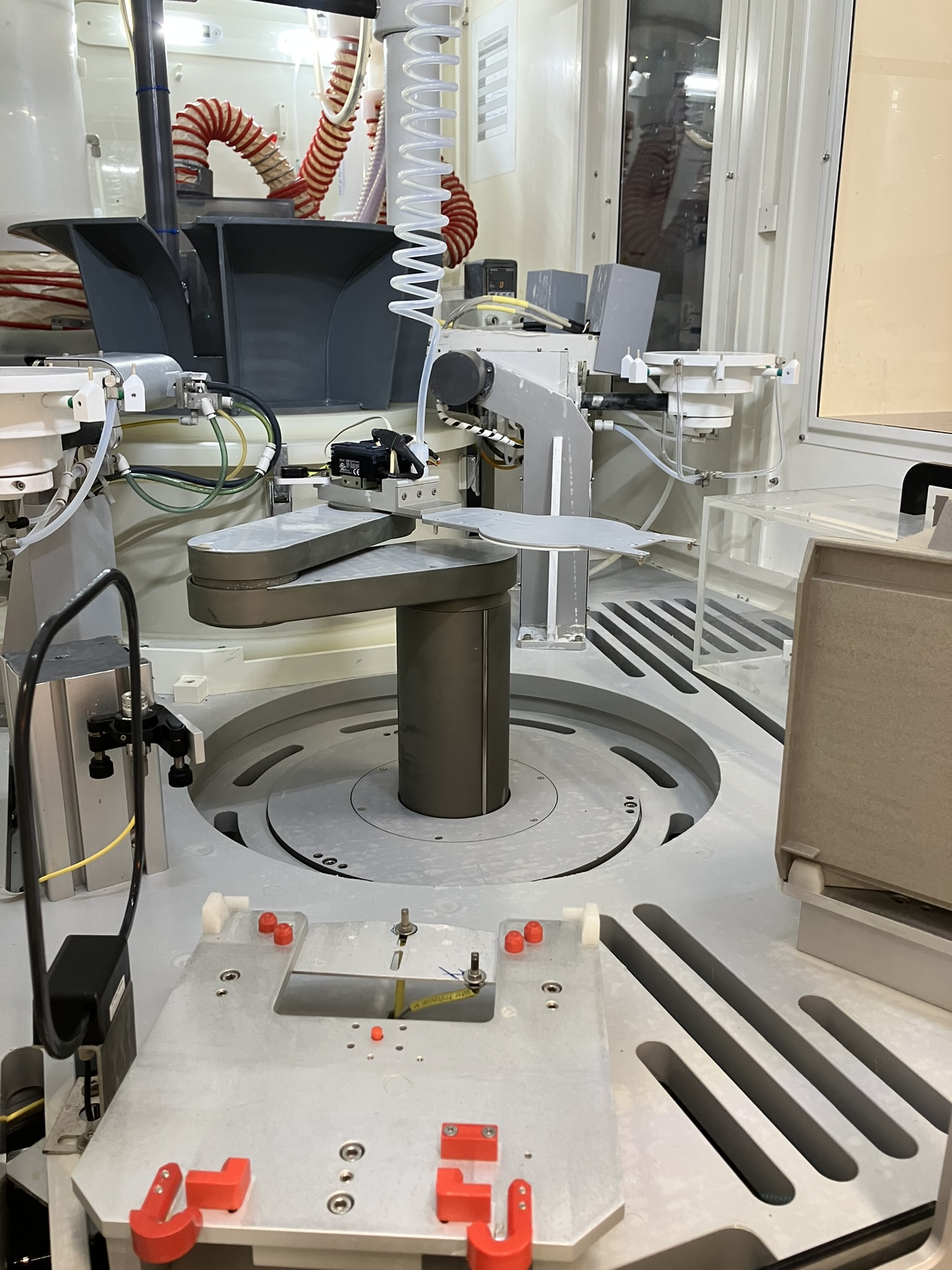 Used Lam Research SEZ SP203 Spin Processor