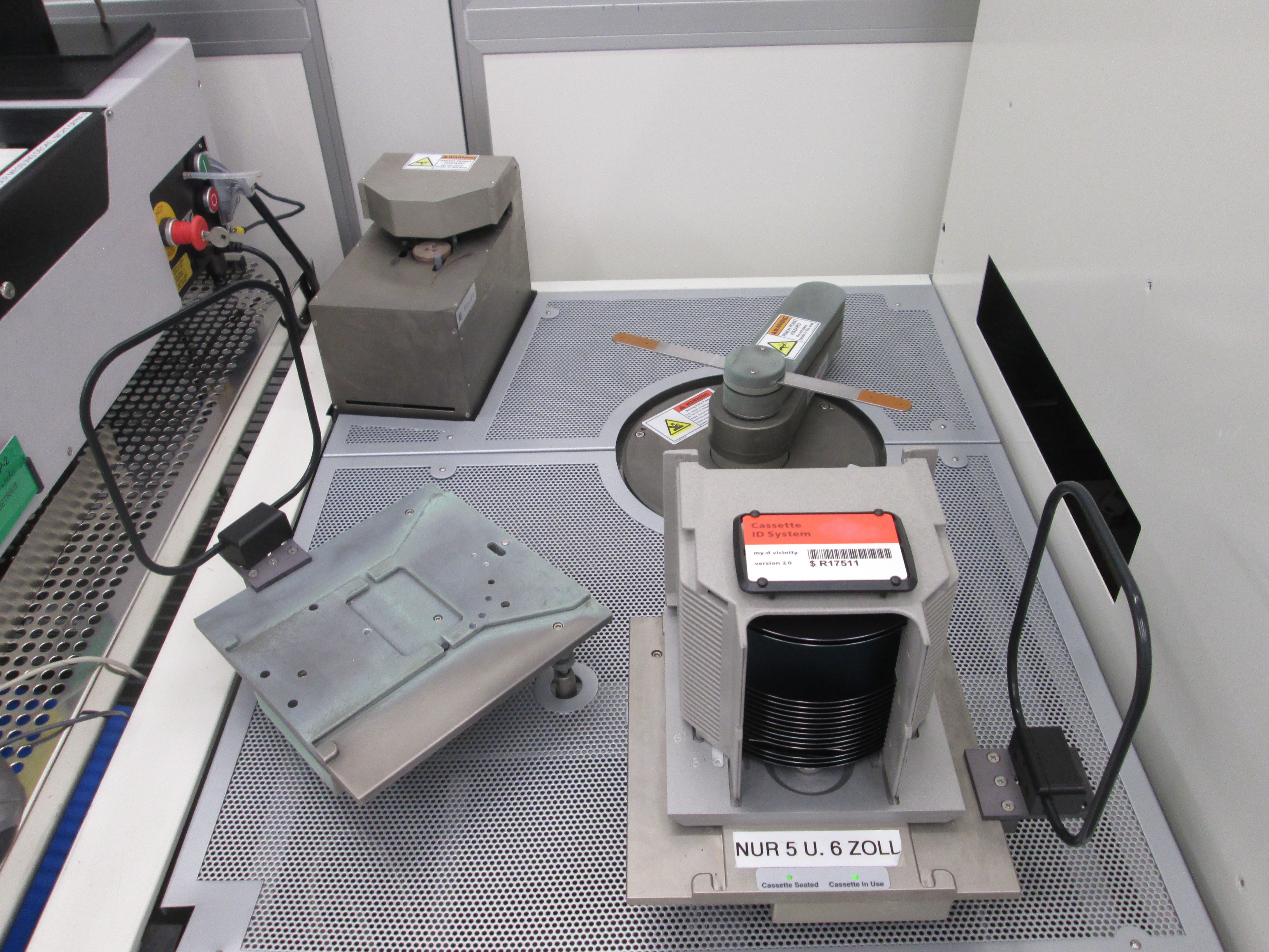 Used 2000 KLA UV1080-01