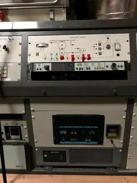 Used 2003 Perkin Elmer 4450 Sputtering PVD , Cryo Compressor, Vacuum Pump