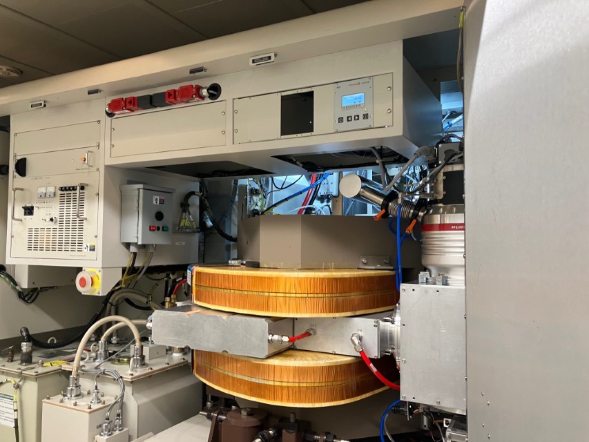 Used 2000 Varian VIIsion 200+