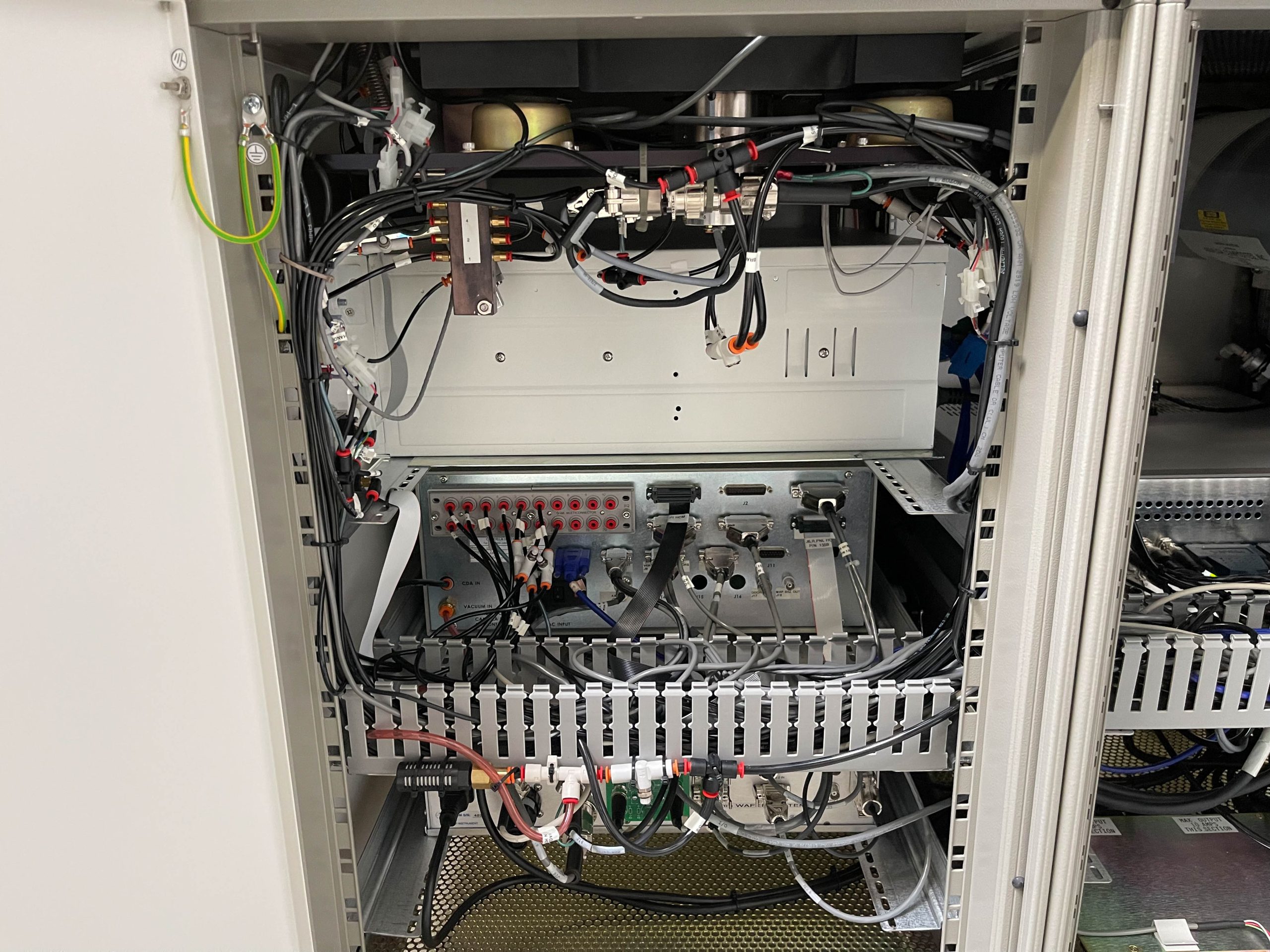 Used 2004 KLA-Tencor Candela C 2 Surface Analyzer