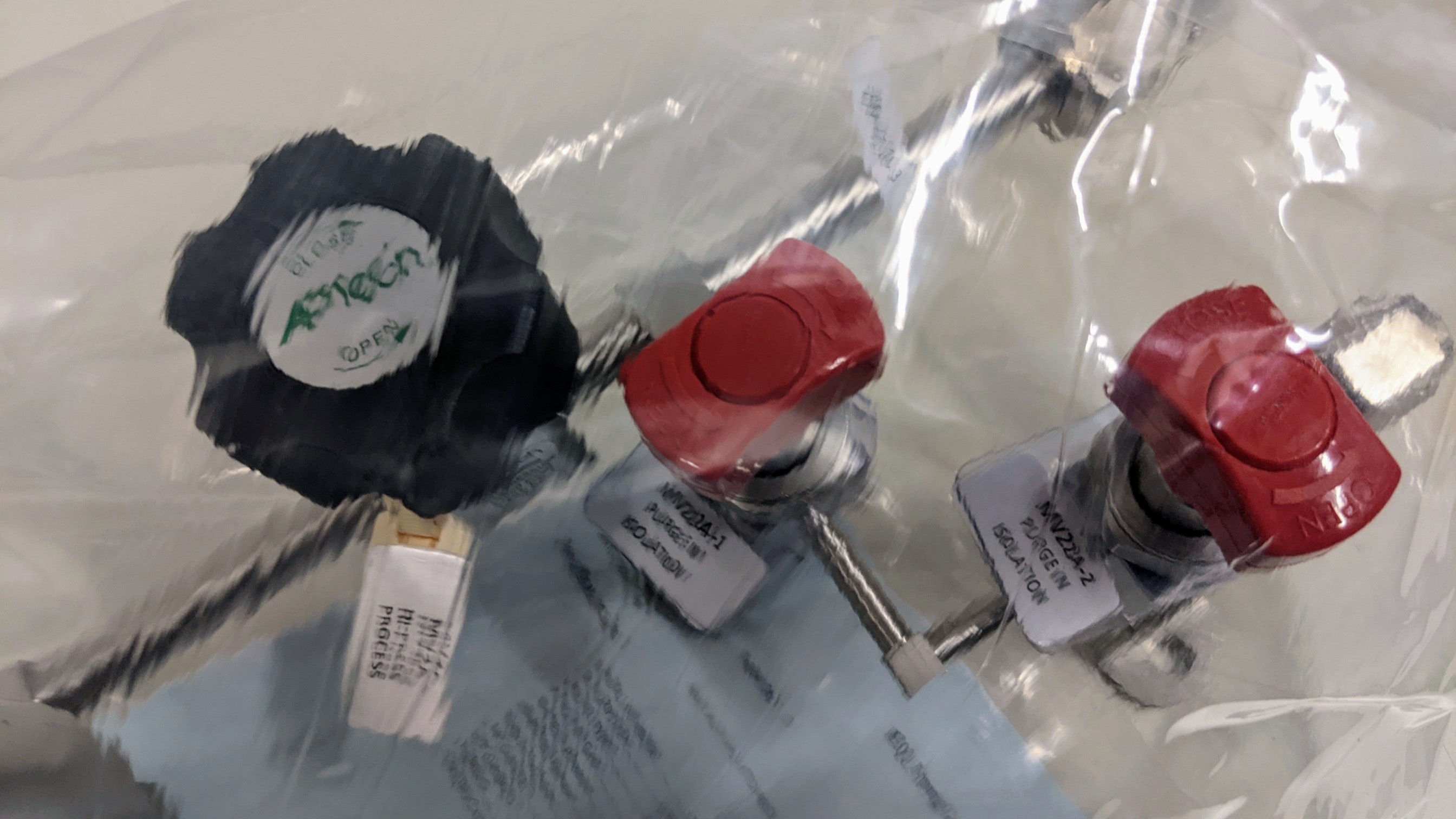 Used Versum Materials - AP Tech H2/N2 HFS High Press SideA MV2,V2,V13