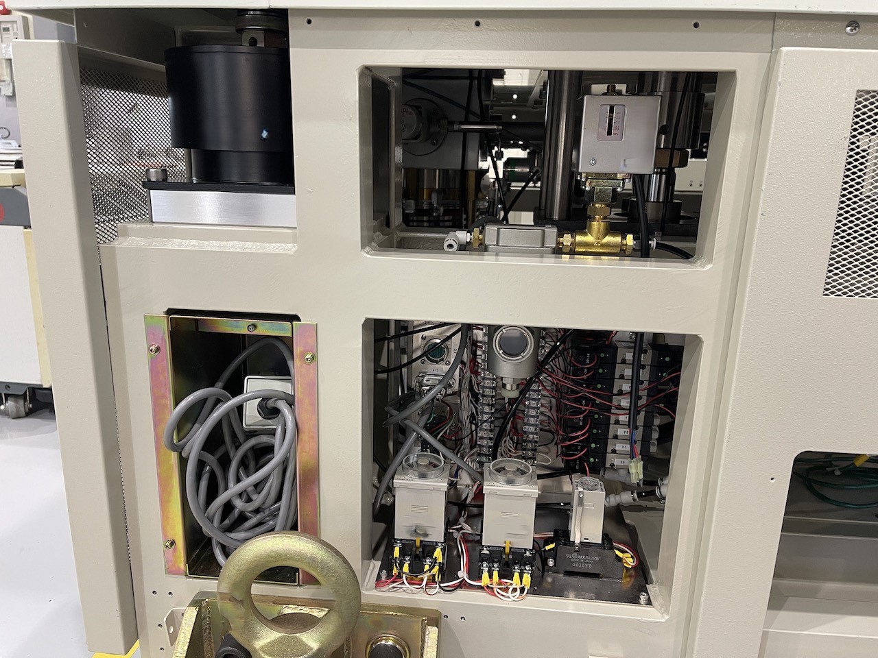 Used 2011 Jeol JBX 6000 FS/E