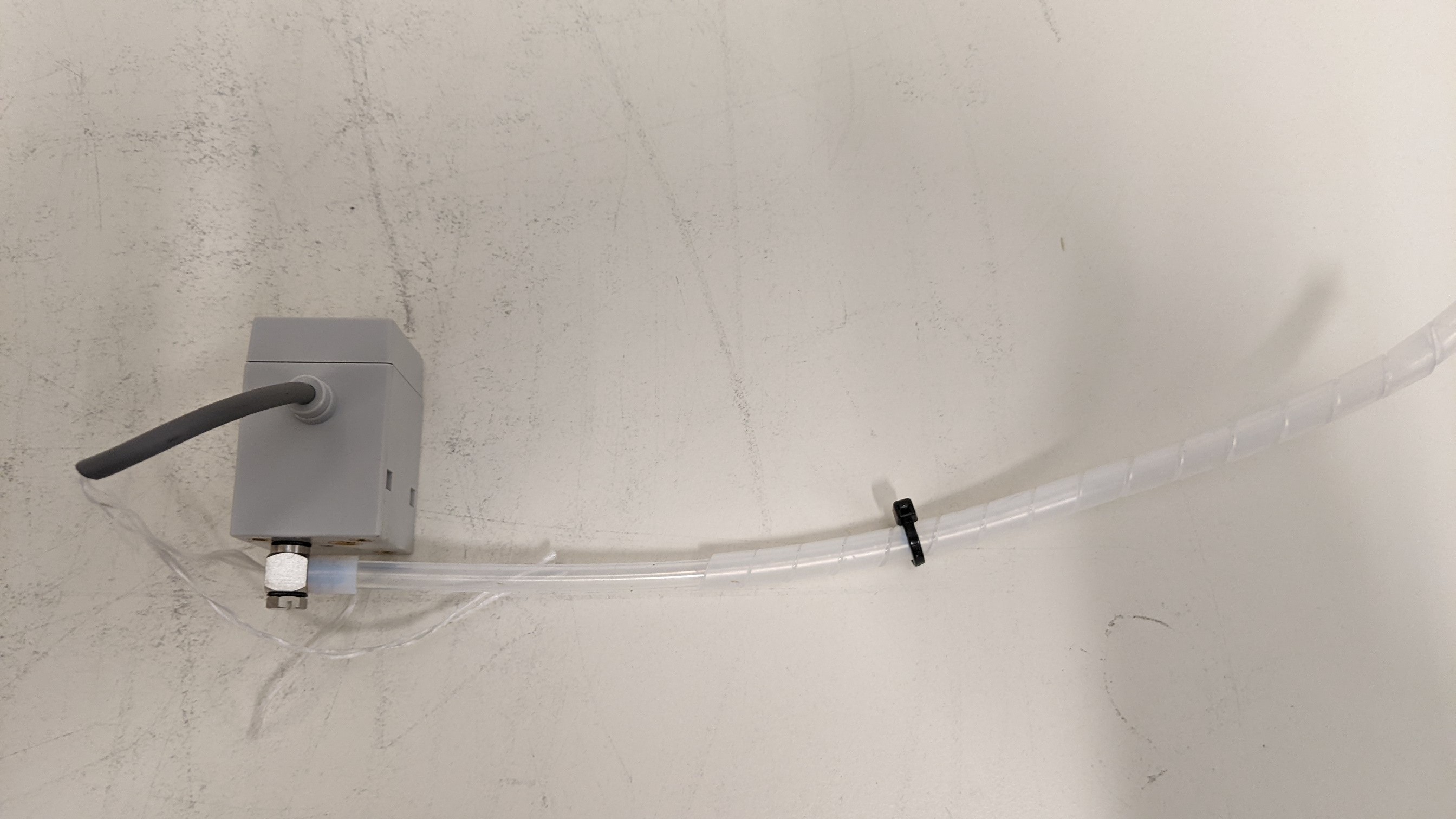 Used Screen CONVUM  Digital Vacuum Pressure Flow Sensor