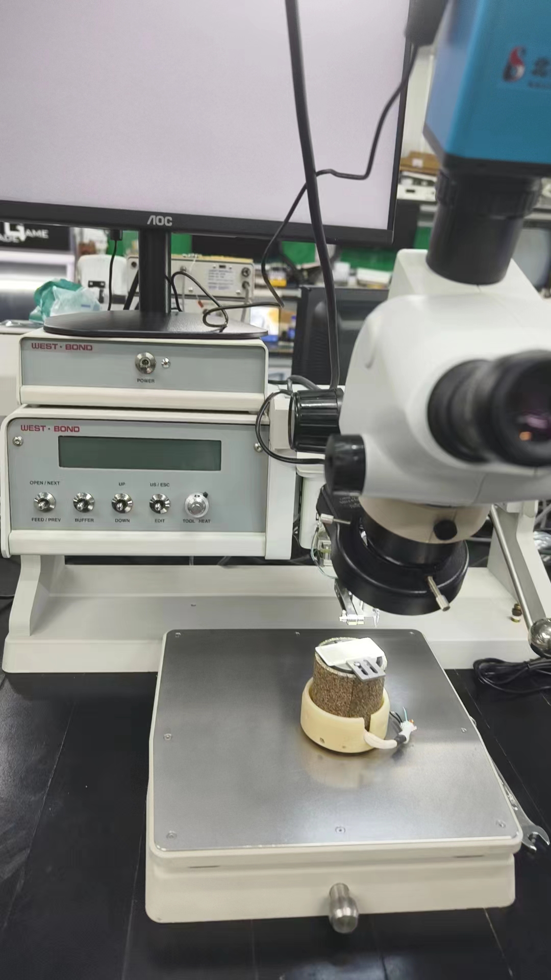 Used Westbond 7476E Convertible 45°/90° Feed Wedge Wire Bonder