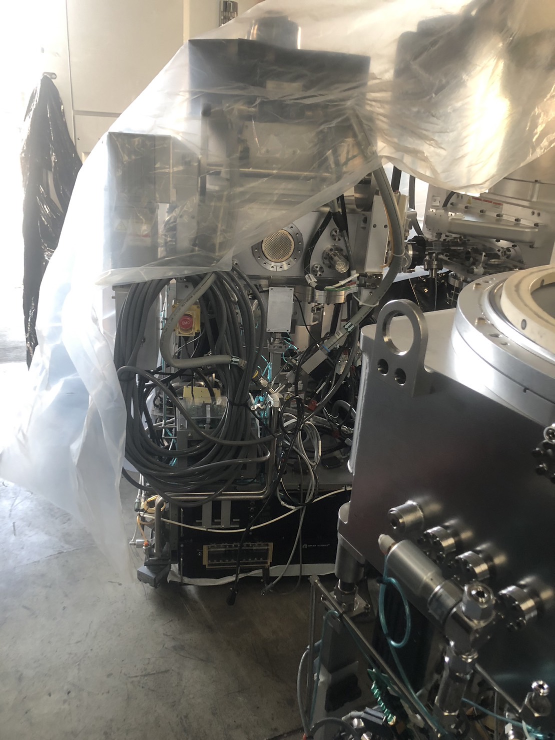 Used AMAT Endura CL IMP chamber mainframe & 2 chamber