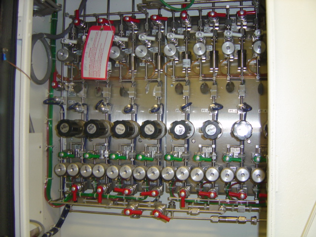 Used Air Products GG500 (Silane) Gas Cabinet