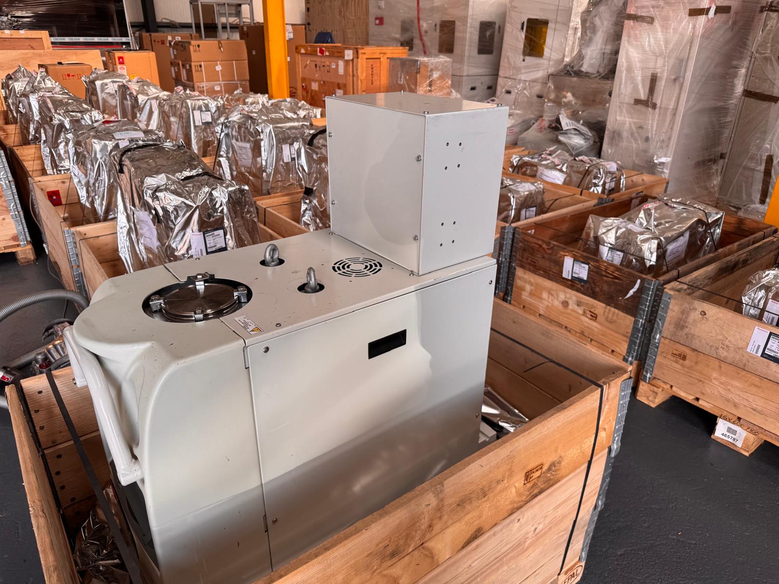 Refurbished Edwards IH1000 Vacuum Pump