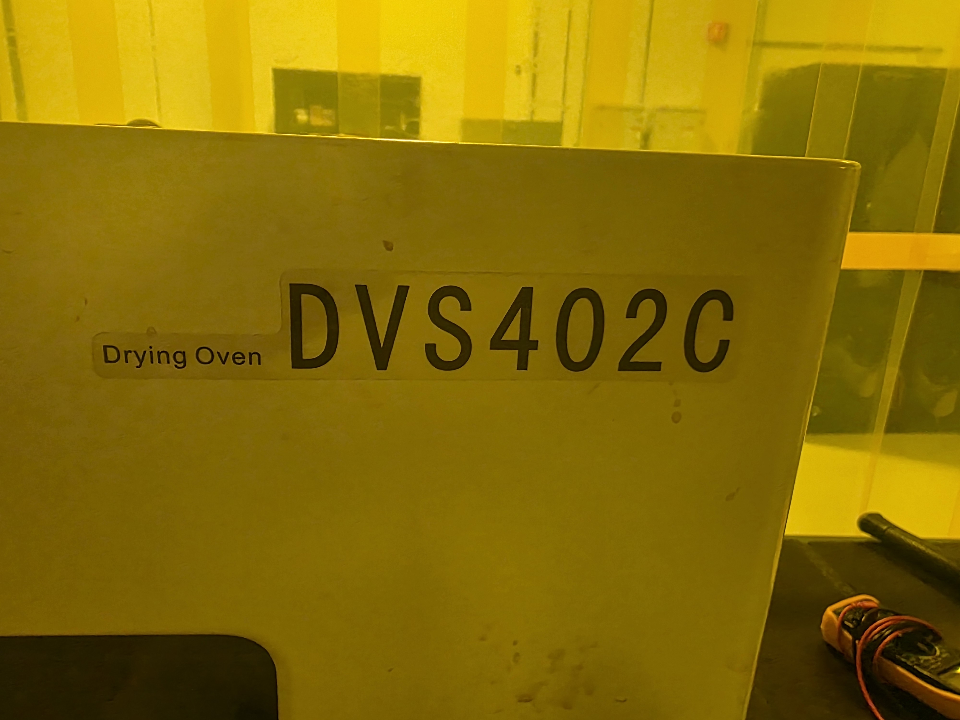 Used Yamato  DVS402C Drying Lab Oven