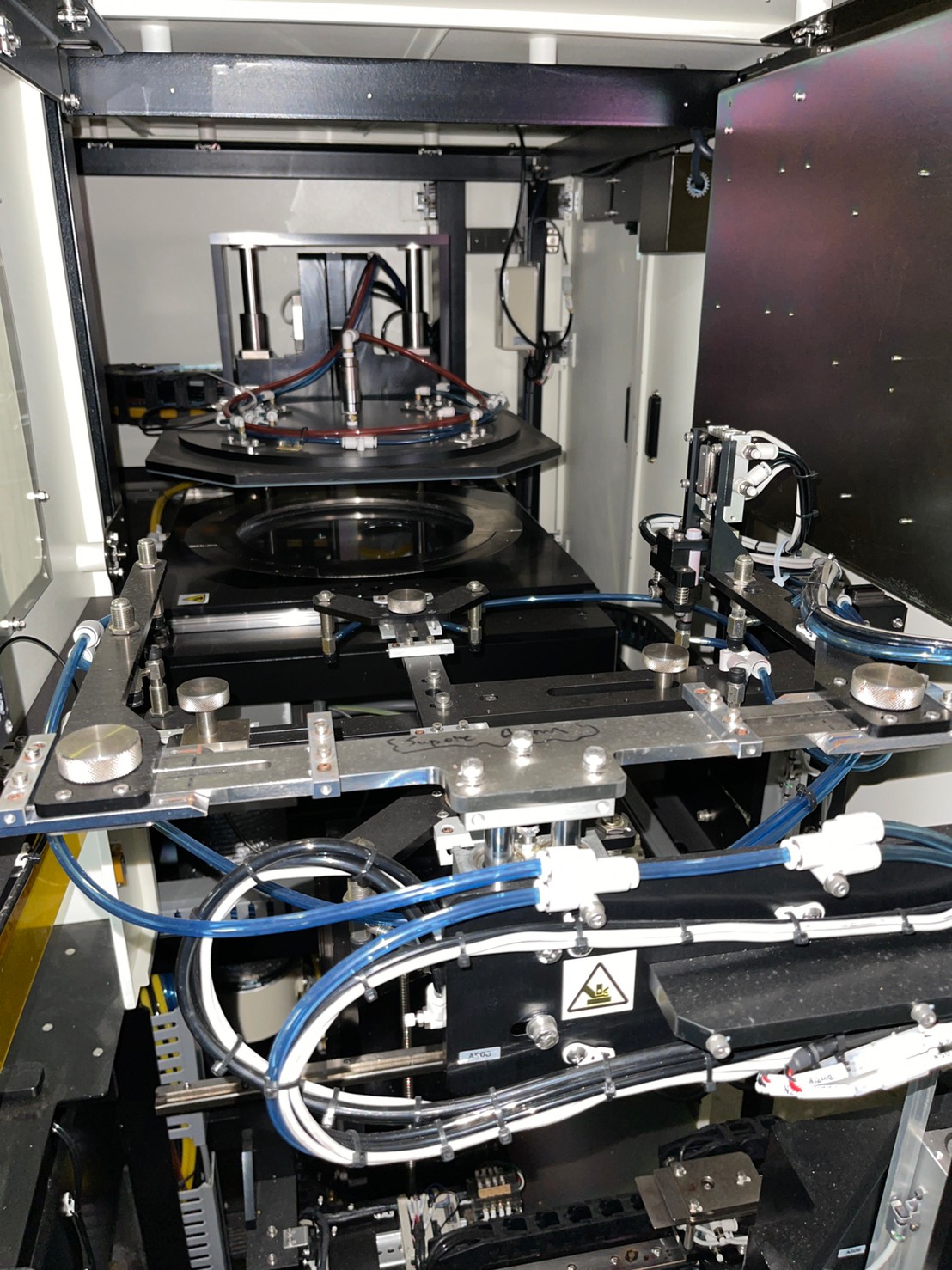 Used 2006 Lintec 2000F/12 wafer mounter