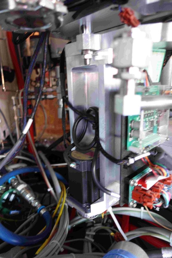 Used 2012 AMAT 3 DXZ/CXZ Chambers for Centura/P5000