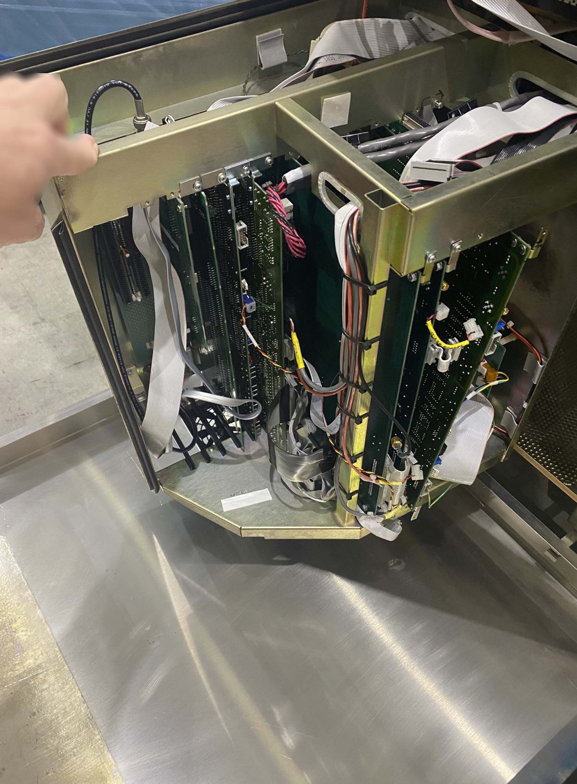 Used KLA-TENCOR Surfscan 6420