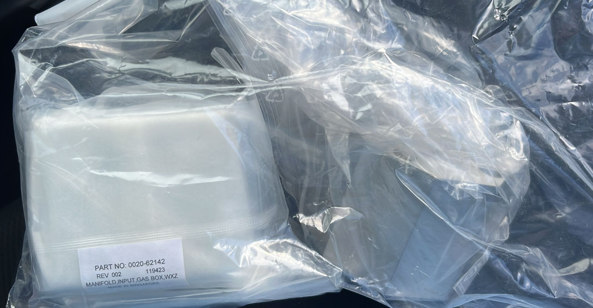 Used Applied Materials AMAT 0020-62142 MANIFOLD INLET GASBOX