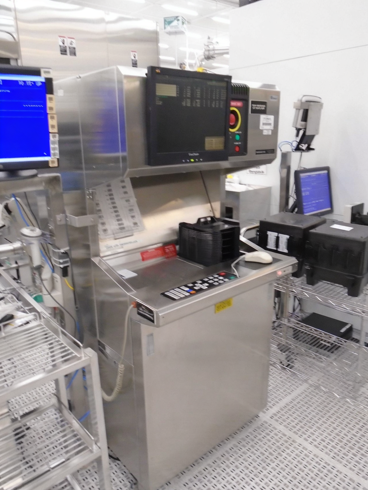 Used 1998 KLA TENCOR Surfscan 6420 Particle Defect System