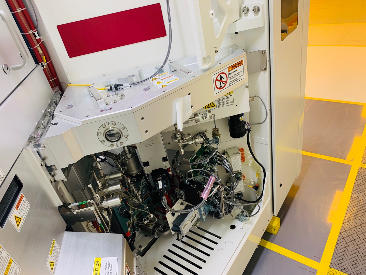 Used 2011 LAM (Novellus) Vector Express AHM