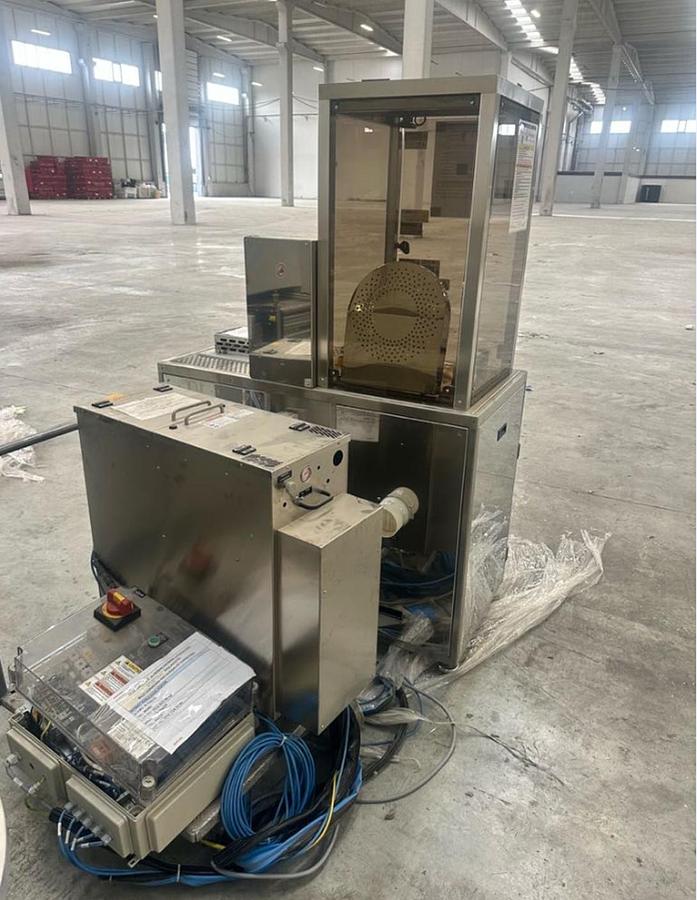 Used 2009 Suss Microtec Delta 80 RC Coater & Hotplate Track System