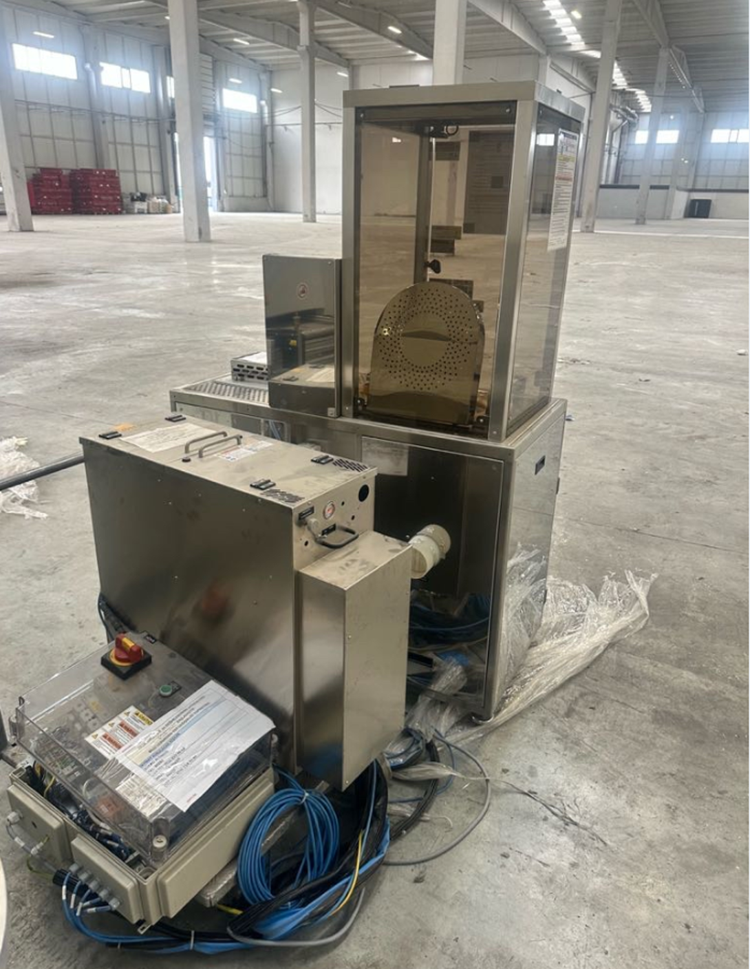 Used 2009 Suss Microtec Delta 80 RC Coater & Hotplate Track System