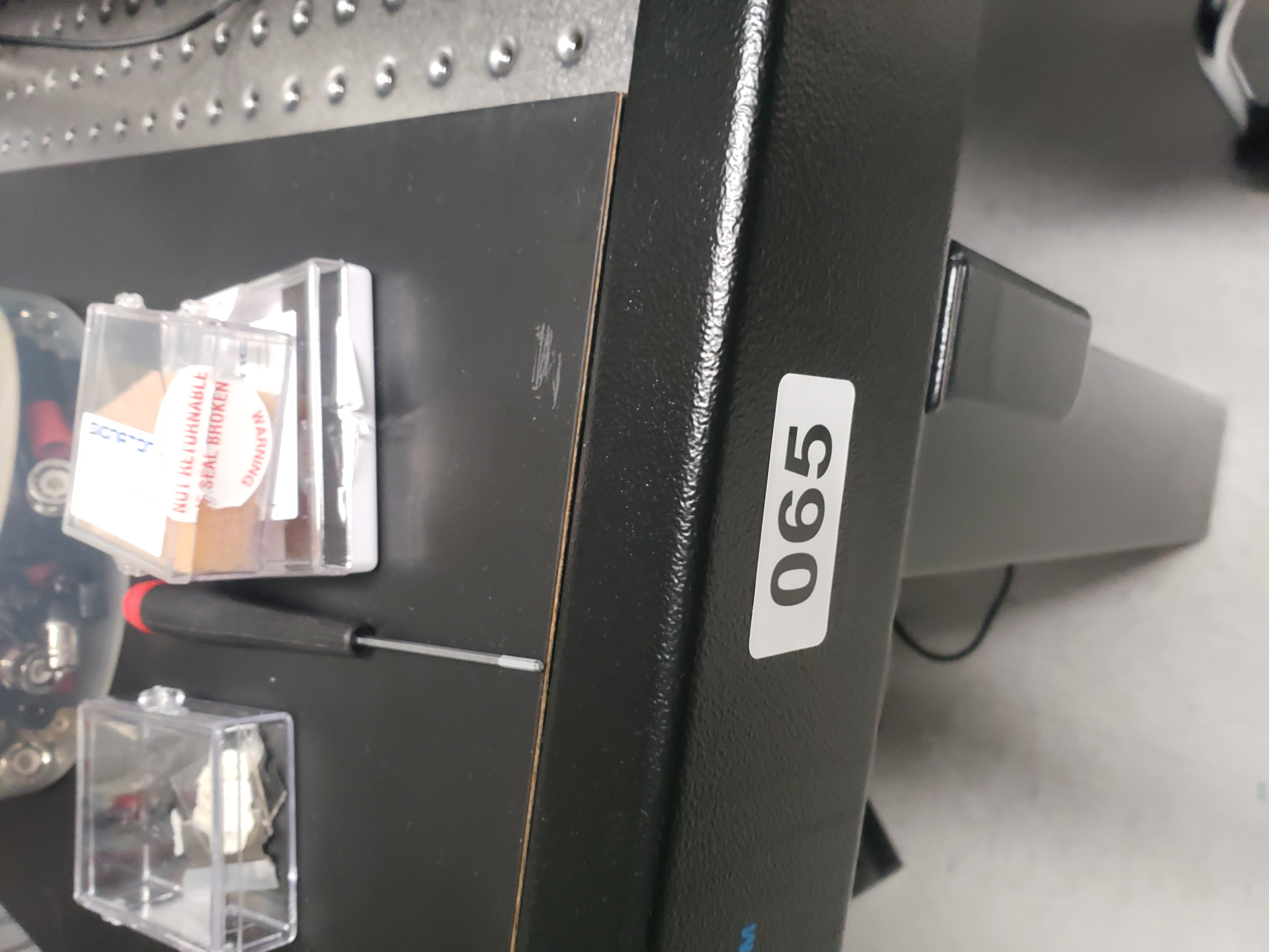 Used Signatone CM-465-22