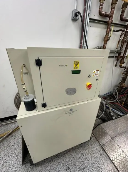 Used 2003 AMAT Endura 300