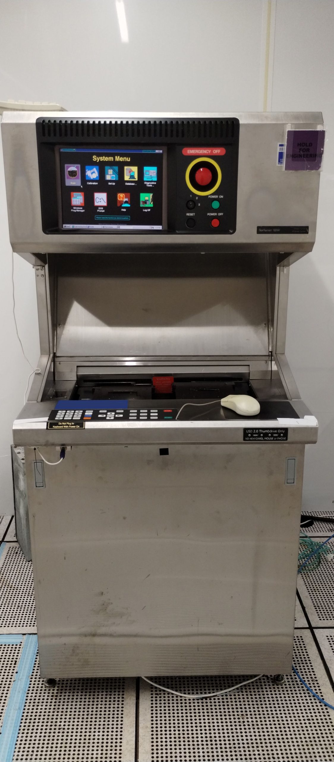 Used 1992 KLA-Tencor Surfscan 6200 Surface Defect Inspection System