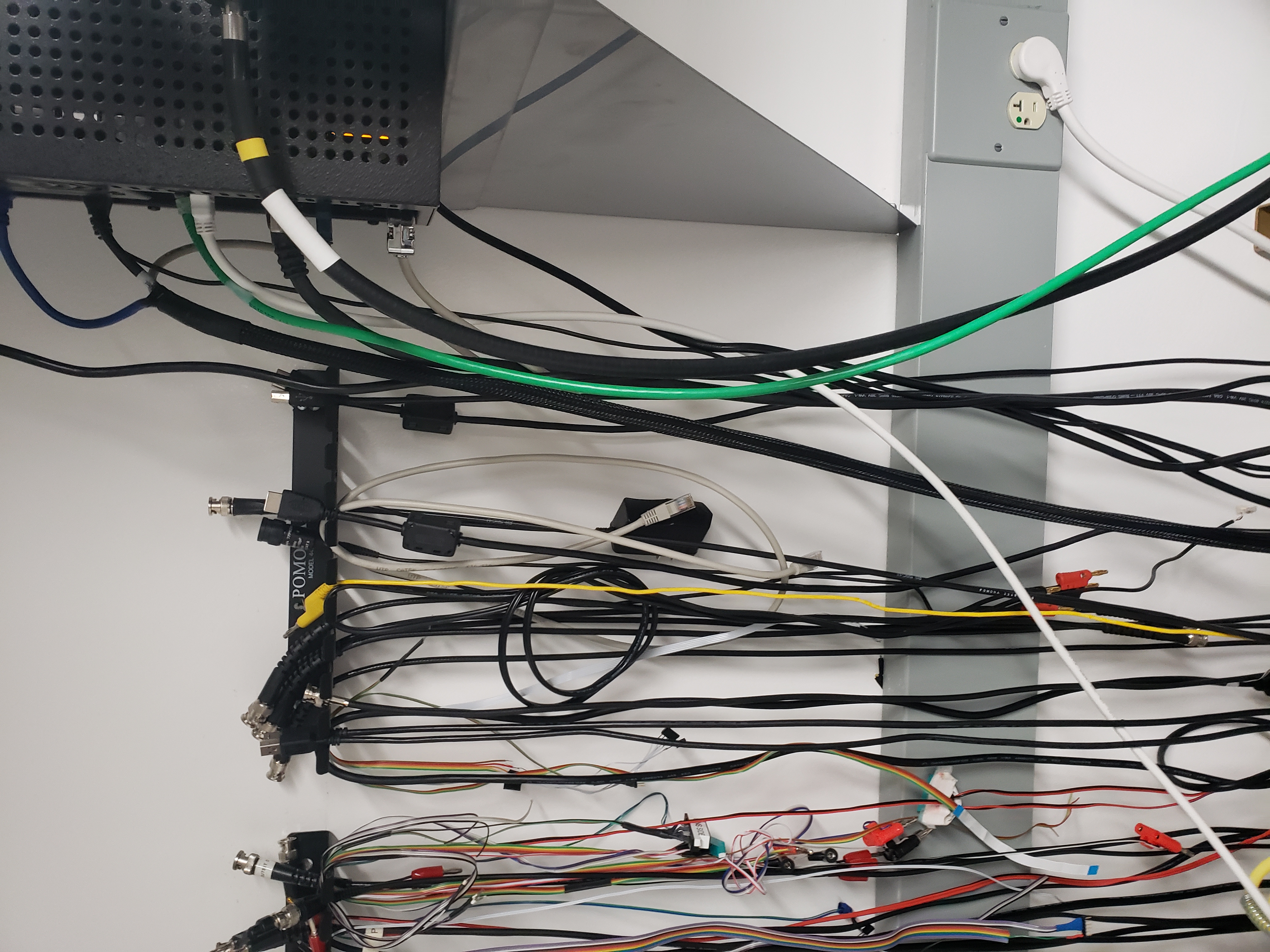 Used Signatone CM-465-22