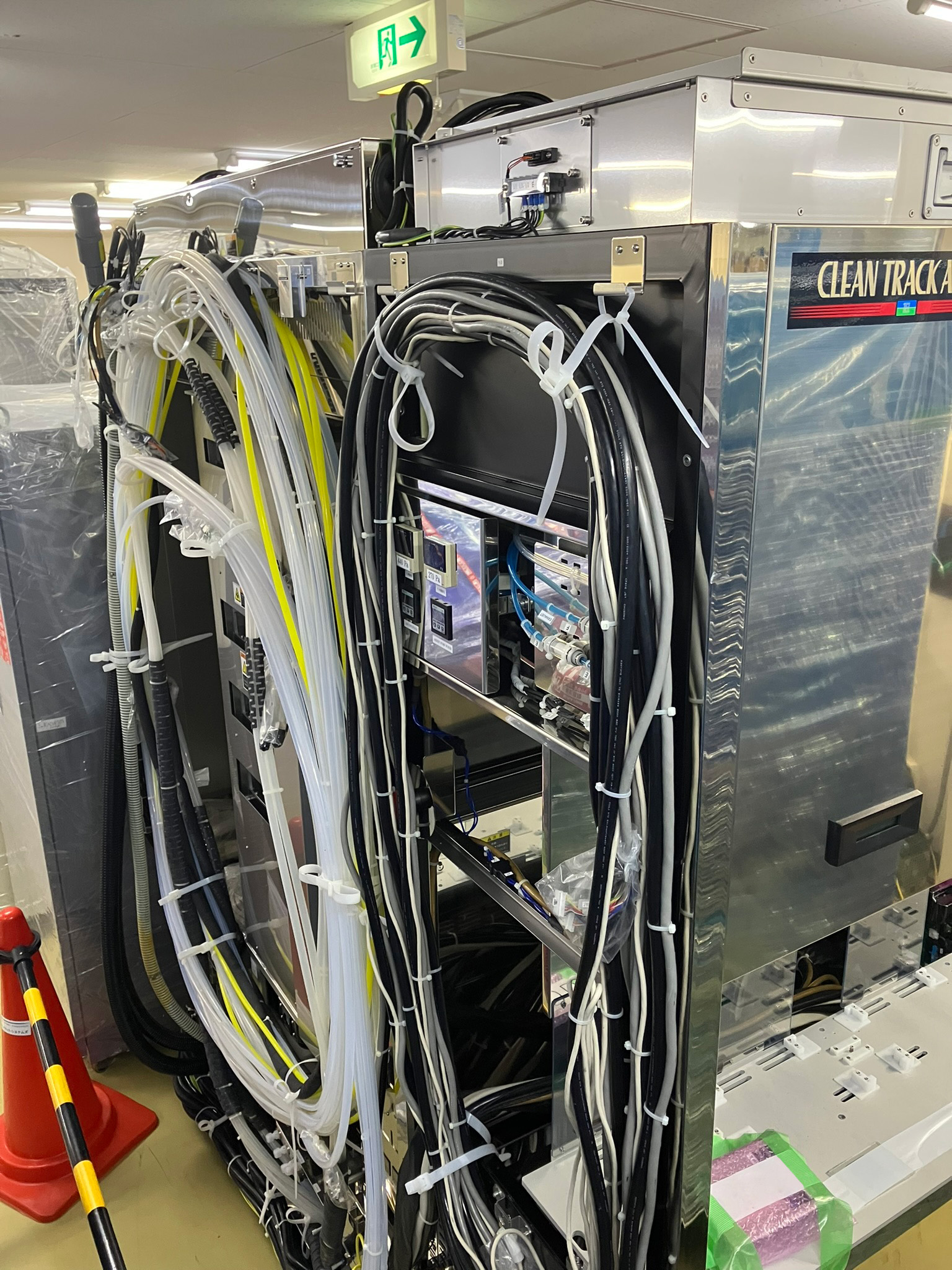 Used 2002 TEL Act 8 Coater / Developer