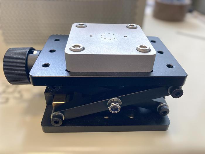 Used 2000 K&S Kulicke & Soffa 4523 Manual Wedge Wire Bonder...